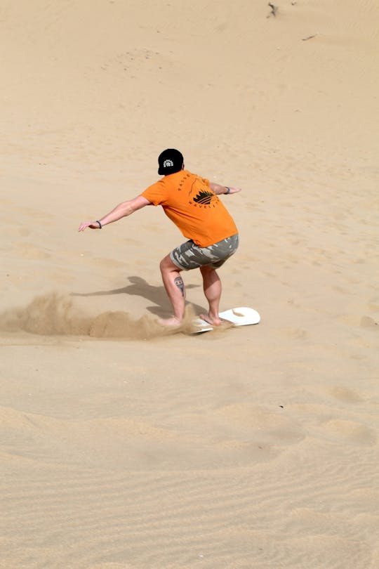 Passeio pela Costa Atlântica e experiência de sandboard nas dunas de Timlalin