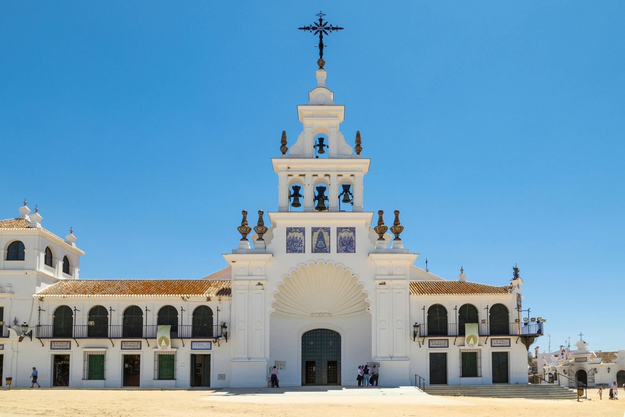 Andalusia Small Group Tour from Huelva with Acebron Palace