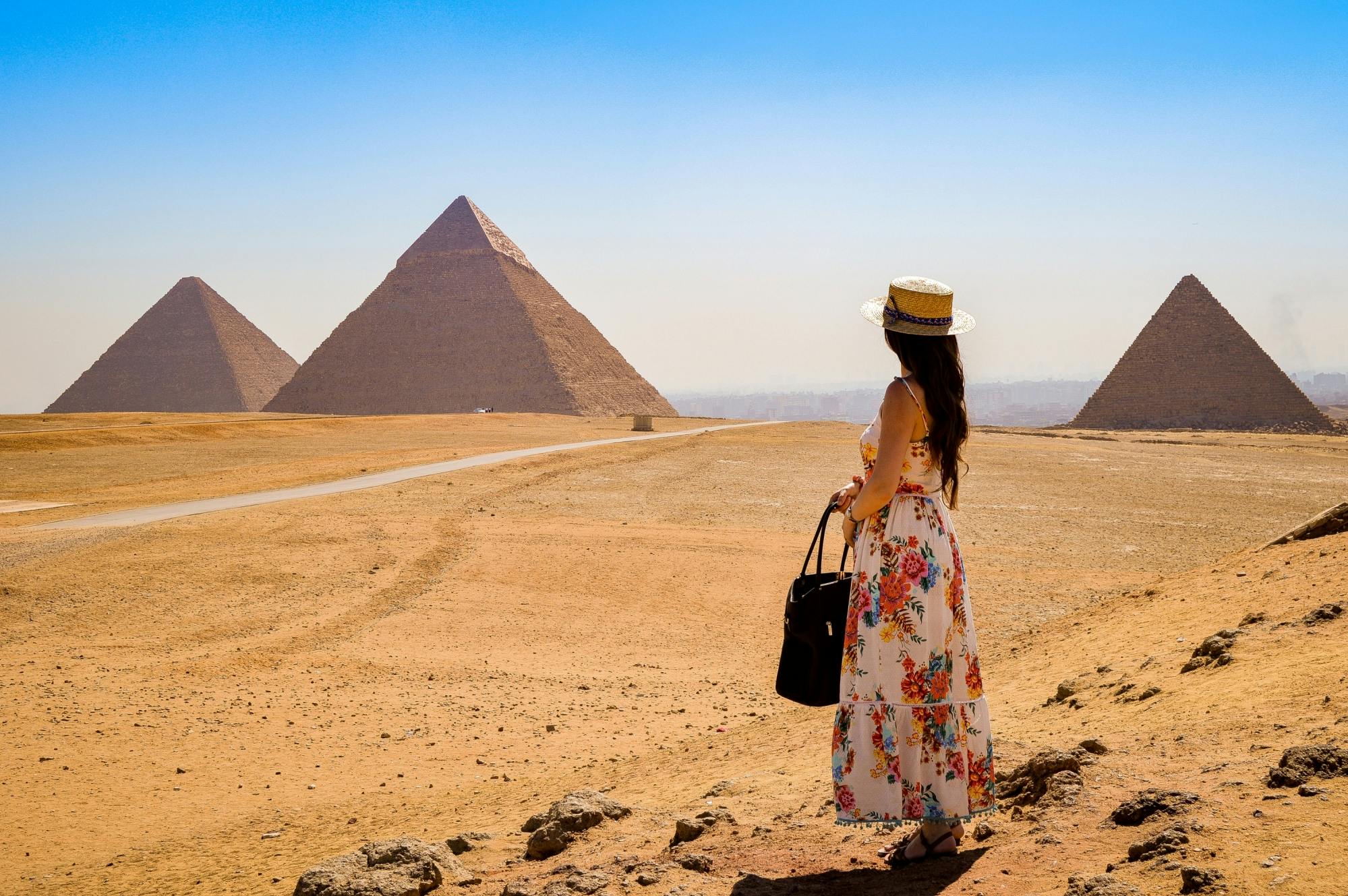 Giza Pyramids and Egyptian Museum from Sharm El Sheikh Tour in Polish