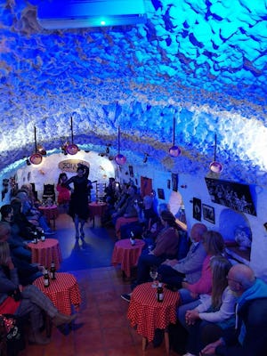 Pokaz Zincalé Flamenco w jaskini Sacromonte z drinkiem
