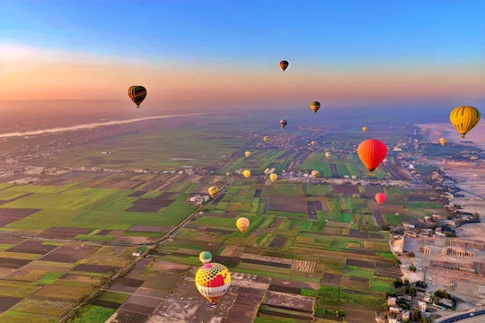 Premium Luxor-tour vanuit Marsa Alam met luchtballonervaring