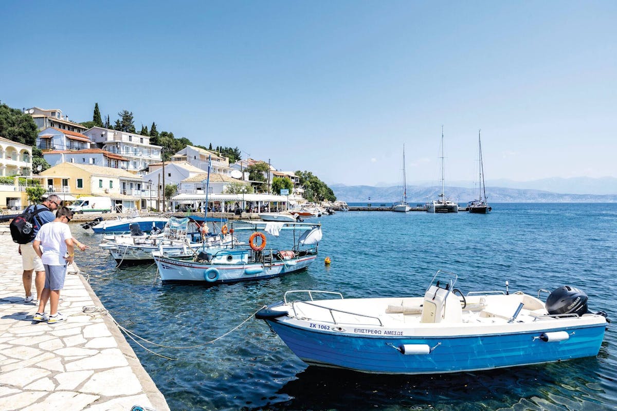 Corfu Island Tour with Achillion Palace, Paleokastritsa and Kassiopi