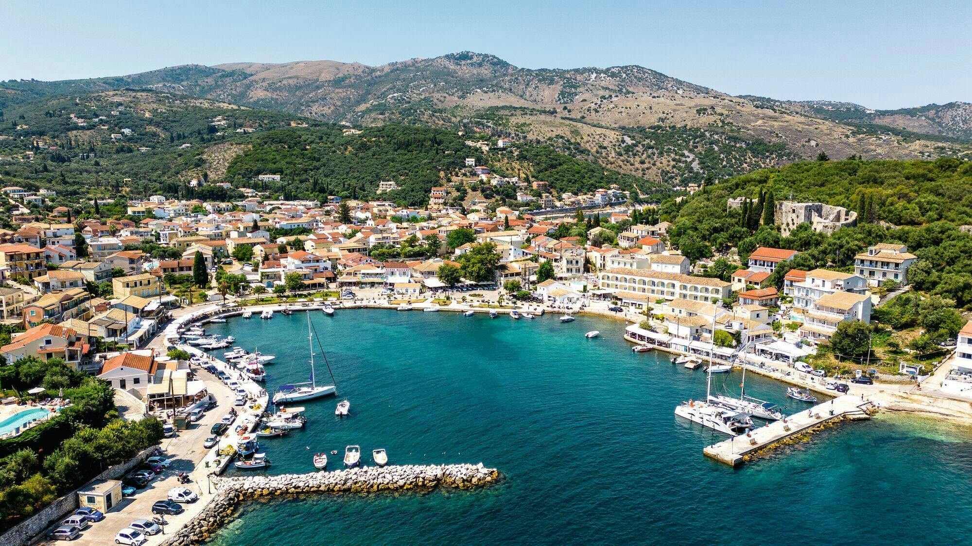 Visite de l'île de Corfou avec le palais de l'Achilleion, Paleokastritsa et Kassiopi