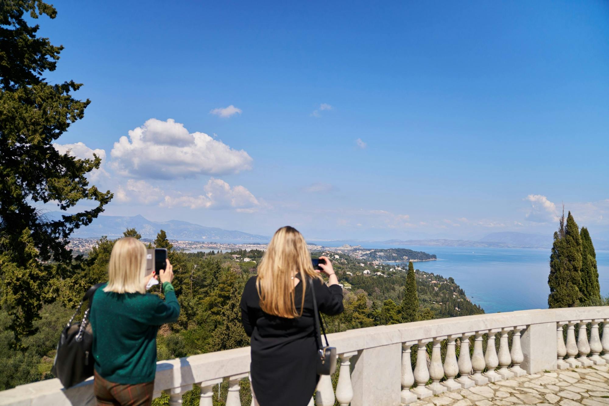 Small Group Corfu Tour with Achillion Palace and Paleokastritsa