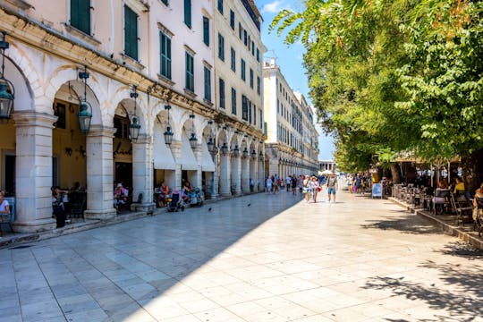 Tour della città di Corfù con Palazzo Achillion e Paleokastritsa