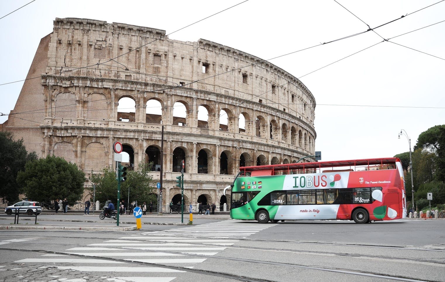 Combined Ticket to Milan and Rome Hop-On Hop-Off Buses