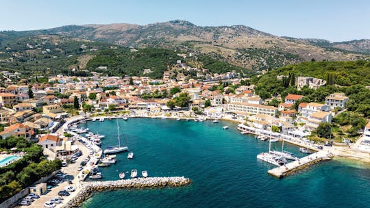 Corfu eilandtour met Achillion Paleis, Paleokastritsa en Kassiopi