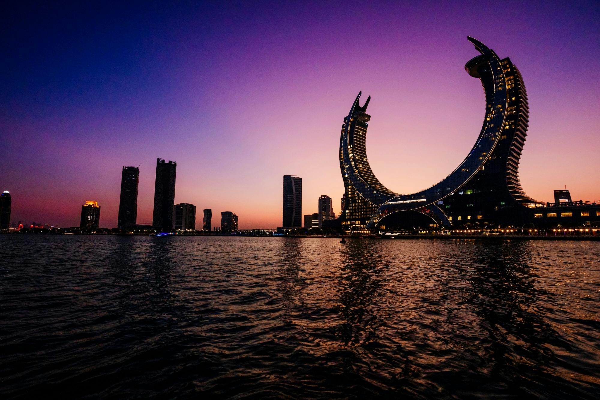 Croisière en bateau au clair de lune à Doha avec boissons