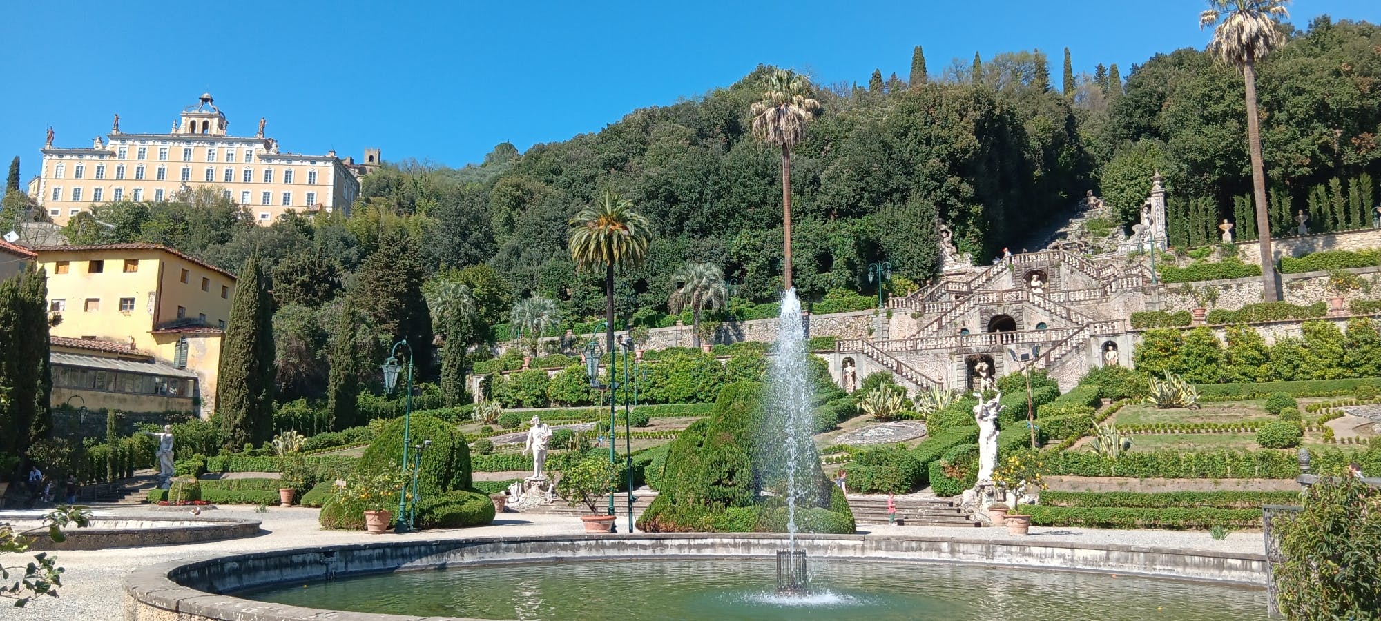 Entrada al Jardín y Casa de las Mariposas de Villa Garzoni