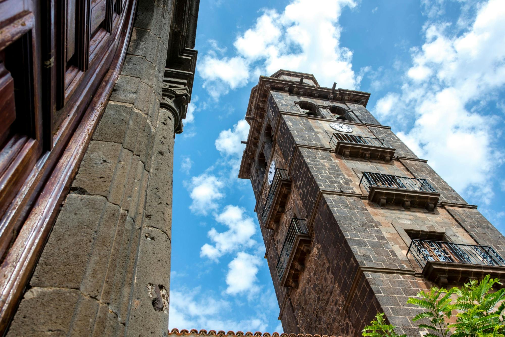 Guided Tour of La Laguna, Canarian Lunch and Wine Tasting