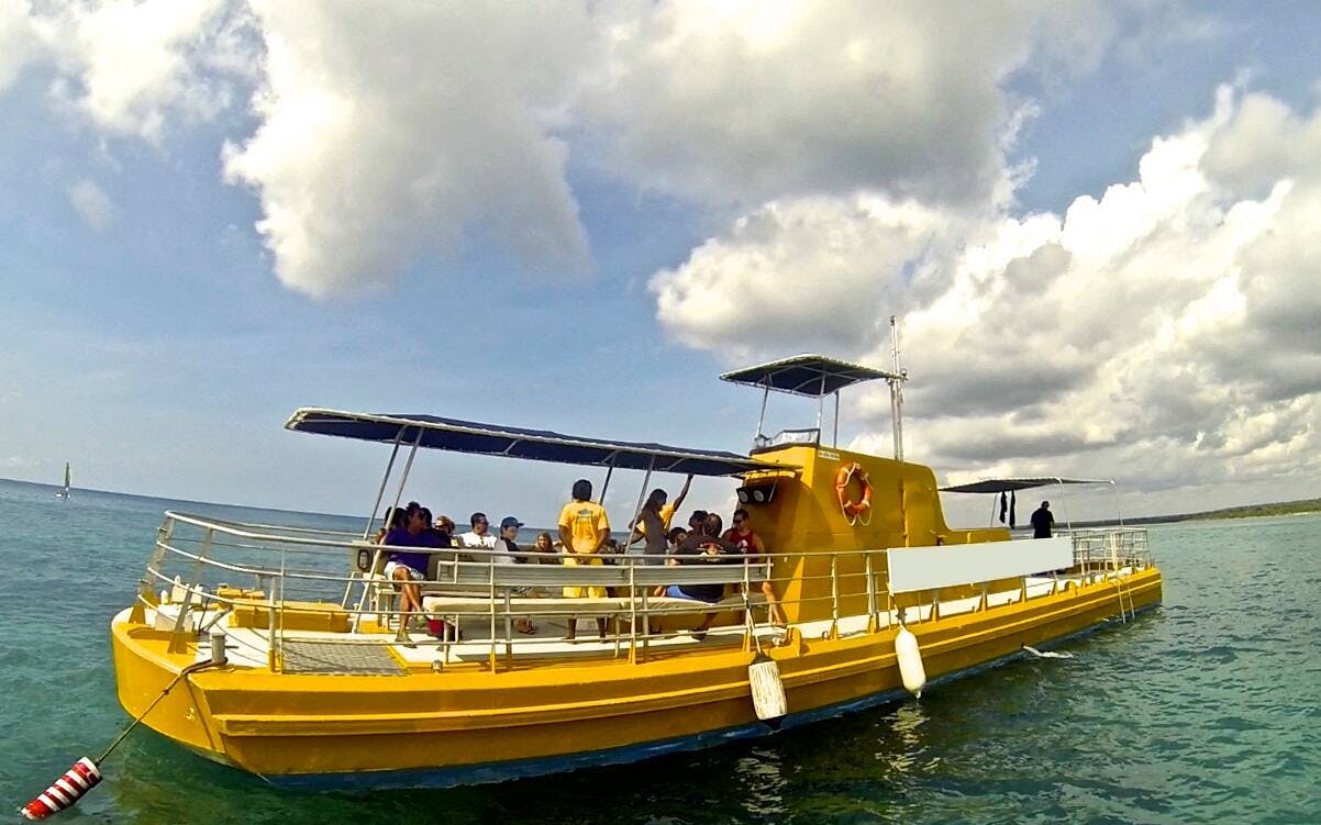 Bayahibe Submarine and Snorkelling Cruise