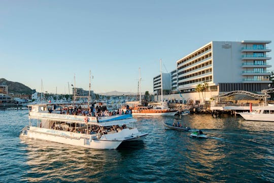 Cabo San Lucas Klassische Dinner-Bootsfahrt