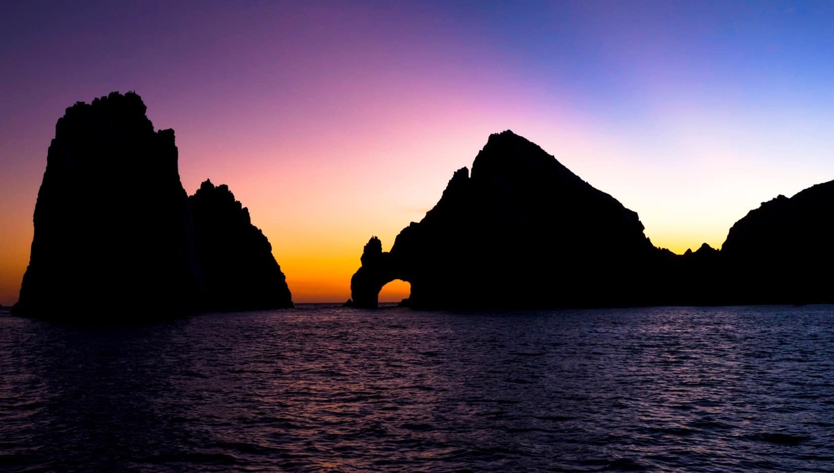 Cabo San Lucas Classic Dinner Cruise