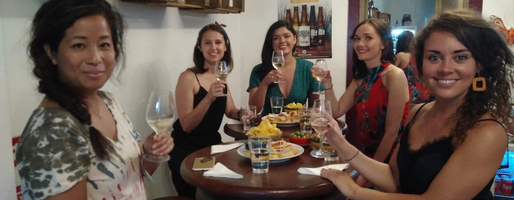 Expérience de dégustation de vins en petit groupe à Cordoue