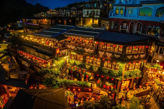 Jiufen Night Tour from Taipei