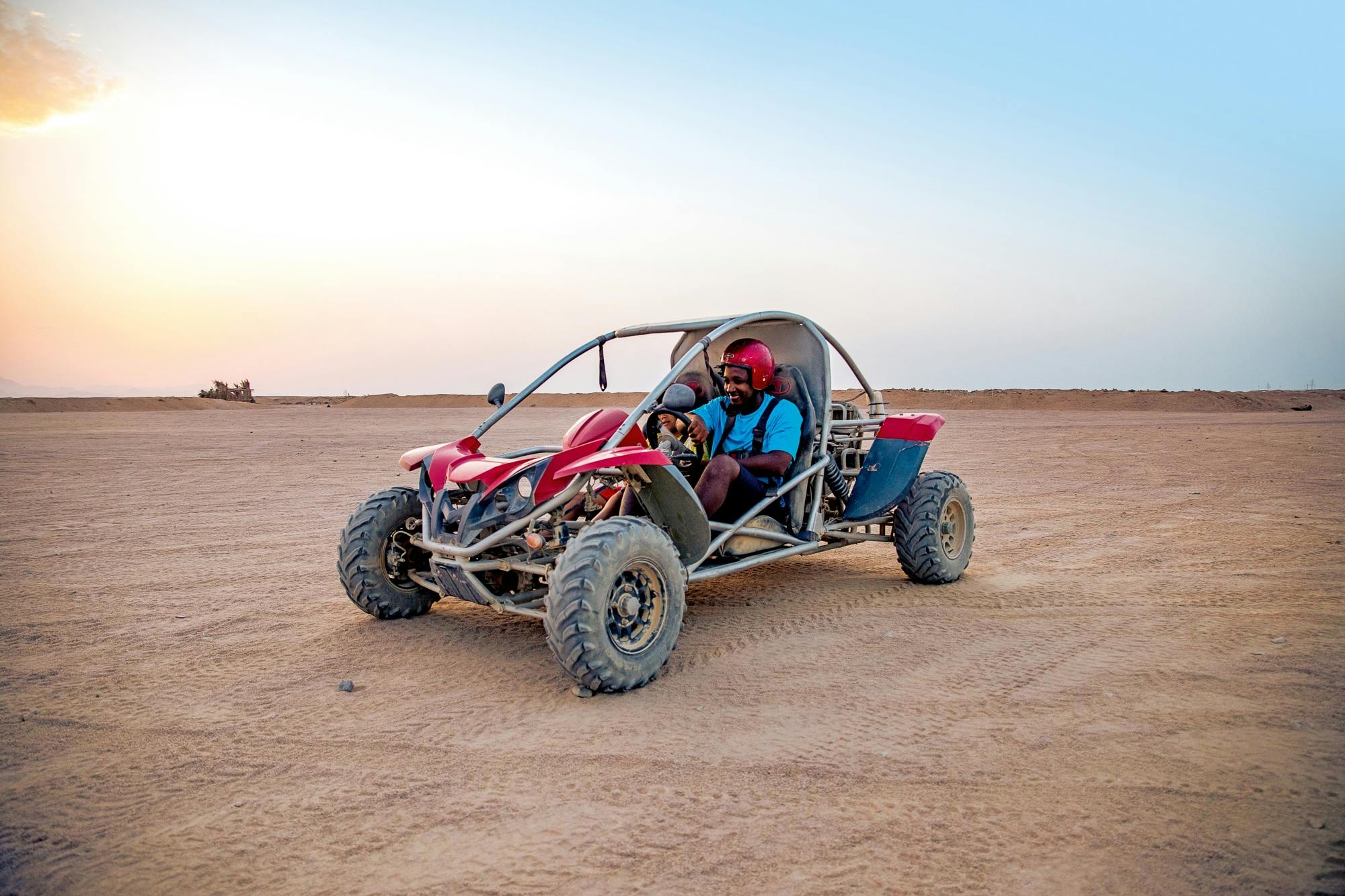 Pôr do sol quádruplo com churrasco e passeio de camelo em Marsa Alam