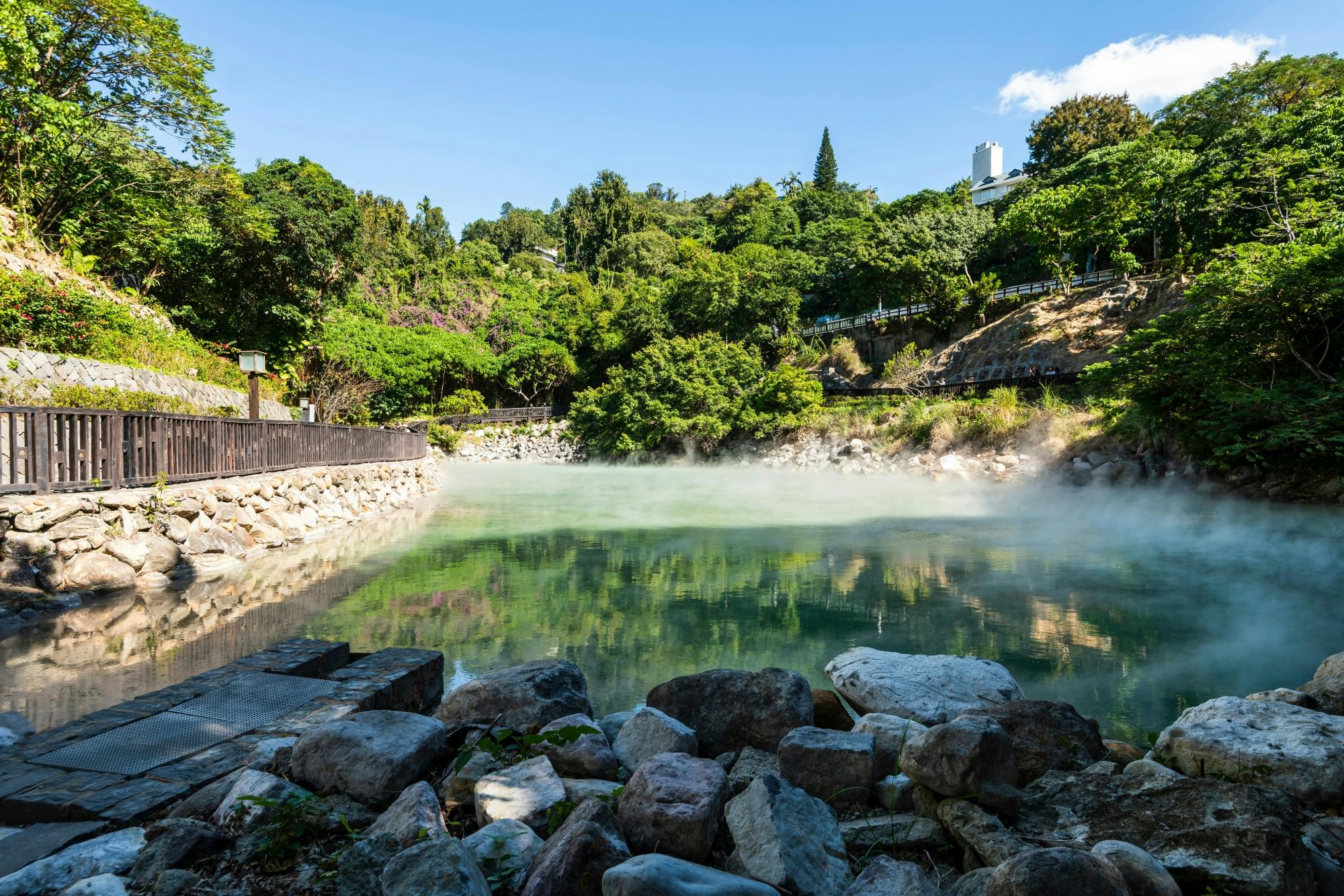 Visite guidée d'une journée complète à Beitou et Yangmingshan au départ de Taipei