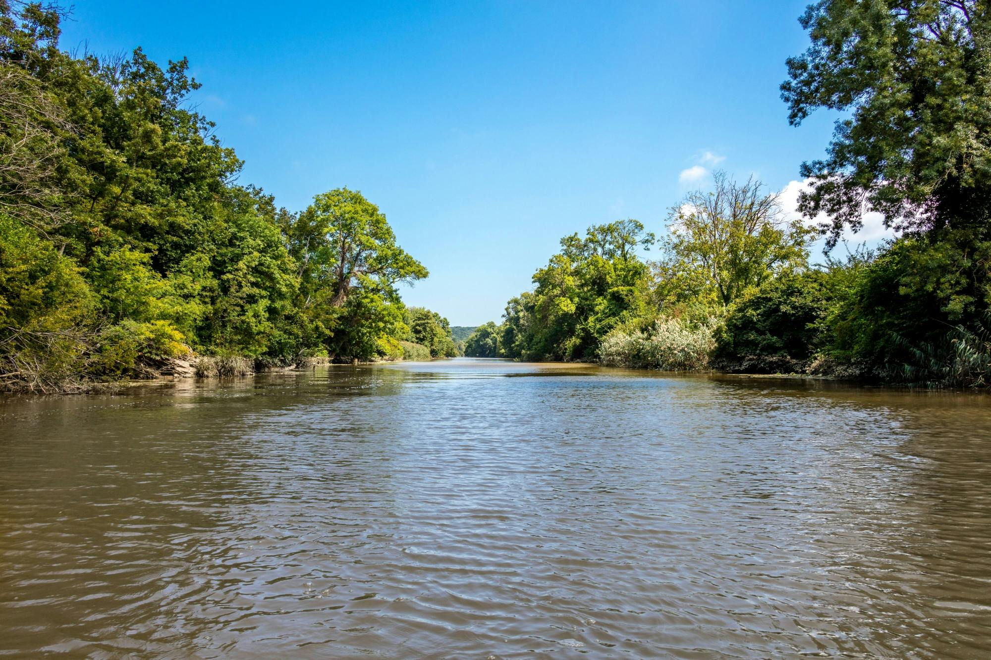 Balade en bateau sur la Veleka