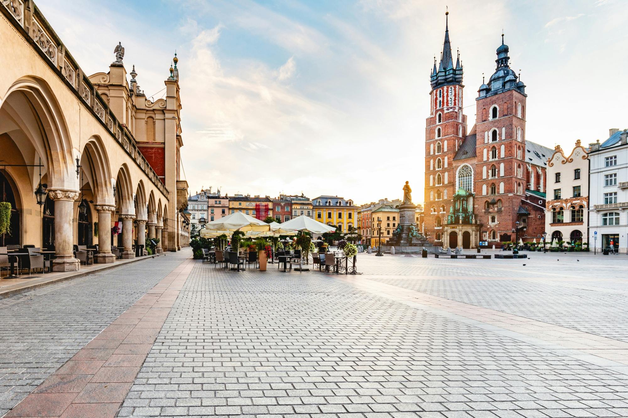 2-godzinna piesza wycieczka z przewodnikiem po najważniejszych atrakcjach Starego Miasta w Krakowie