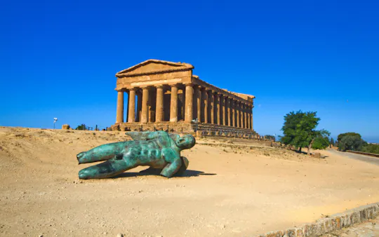 Ingresso alla Valle dei Templi di Agrigento con audioguida