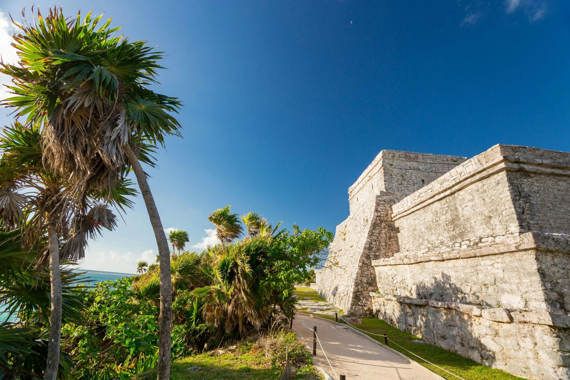 Coba und Tulum - Mexikanische Traditionen