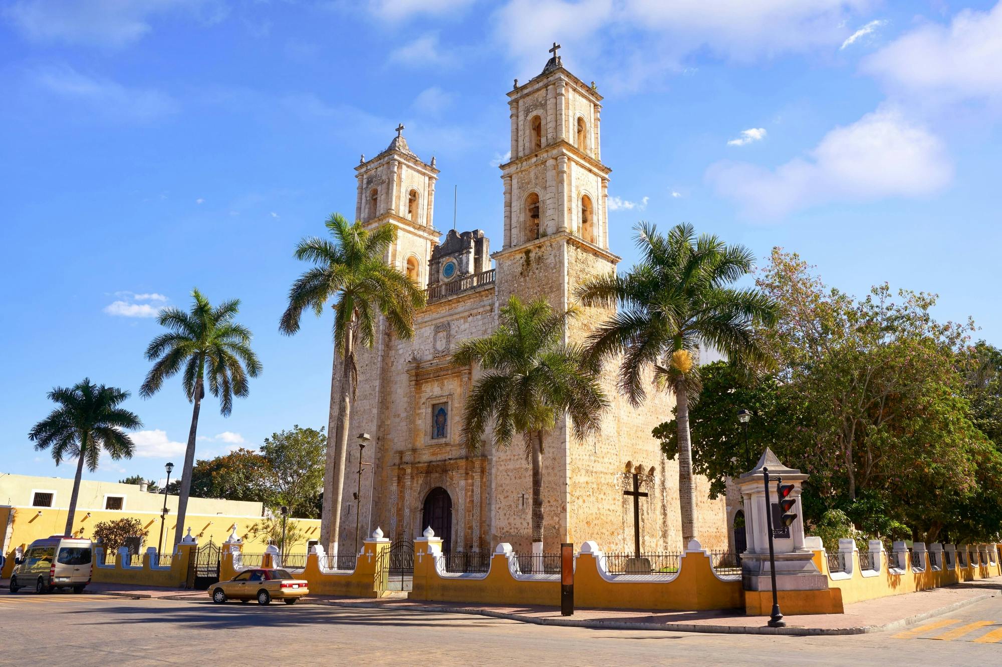 Tour Valladolid com visita ao mercado e mergulho em cenote