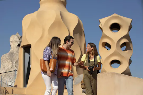 Tour guiado particular pela manhã à La Pedrera em Barcelona com entrada para a Casa Batlló