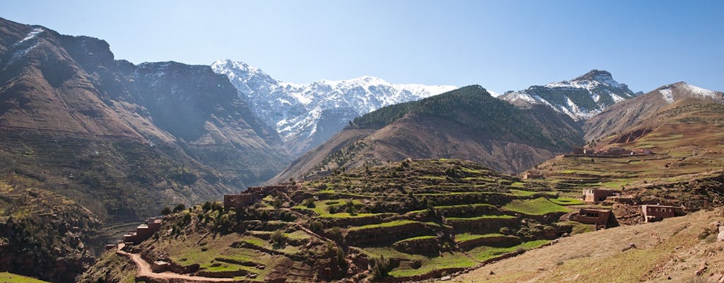 Soft Hiking Experience and Lunch at the Pottery Village from Marrakech