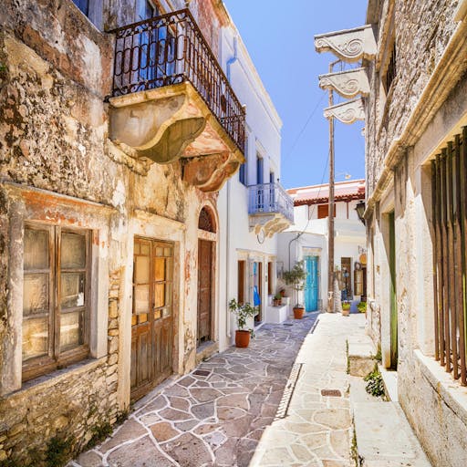 Naxos Island Bus Tour with Damalas and Apiranthos