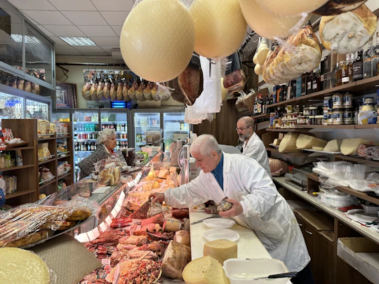 Bari street food walking tour