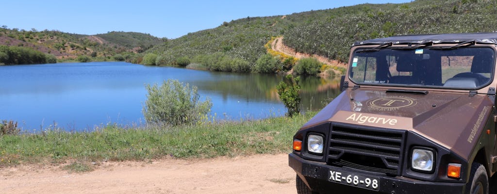 Serra do Caldeirão by 4x4 with seasonal swim stop