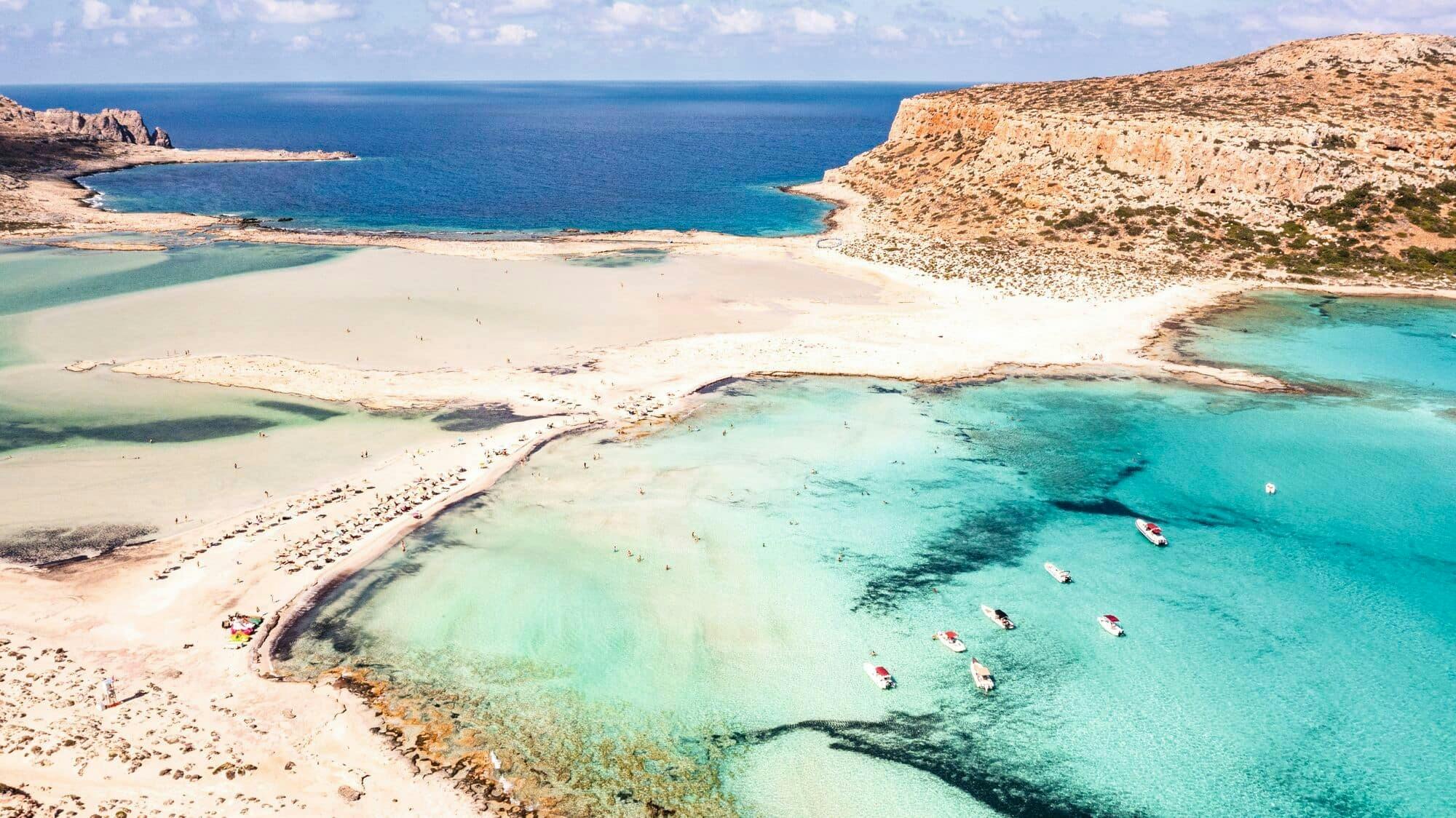 Het eiland Gramvousa en de lagune van Balos vanuit Plakias