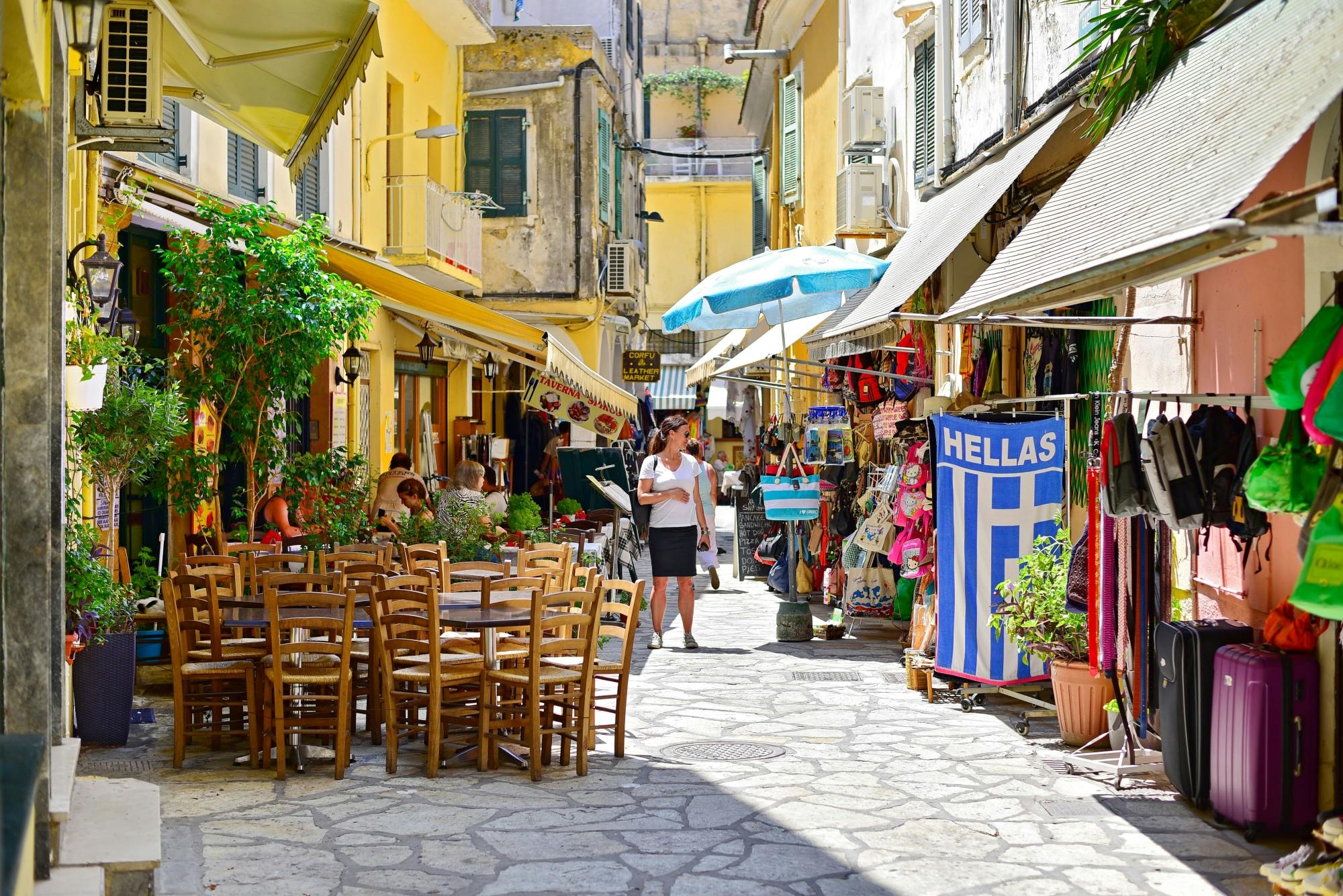 Private Achillion Palace and Corfu Town Tour