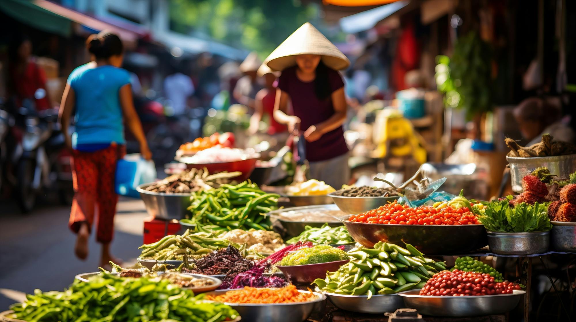 Hanoi Walking Street Food Tour with Train-Street Visit