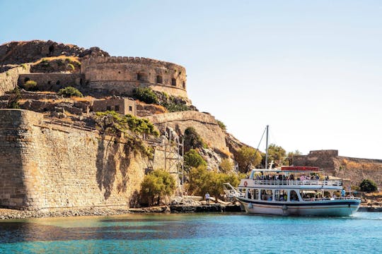 Passeio sem frescuras por Spinalonga