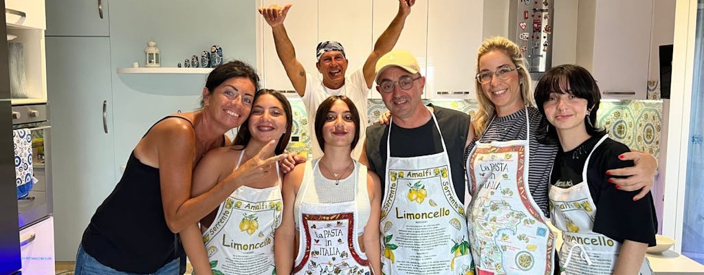 Cours de cuisine italienne typique et dîner avec vue à Naples