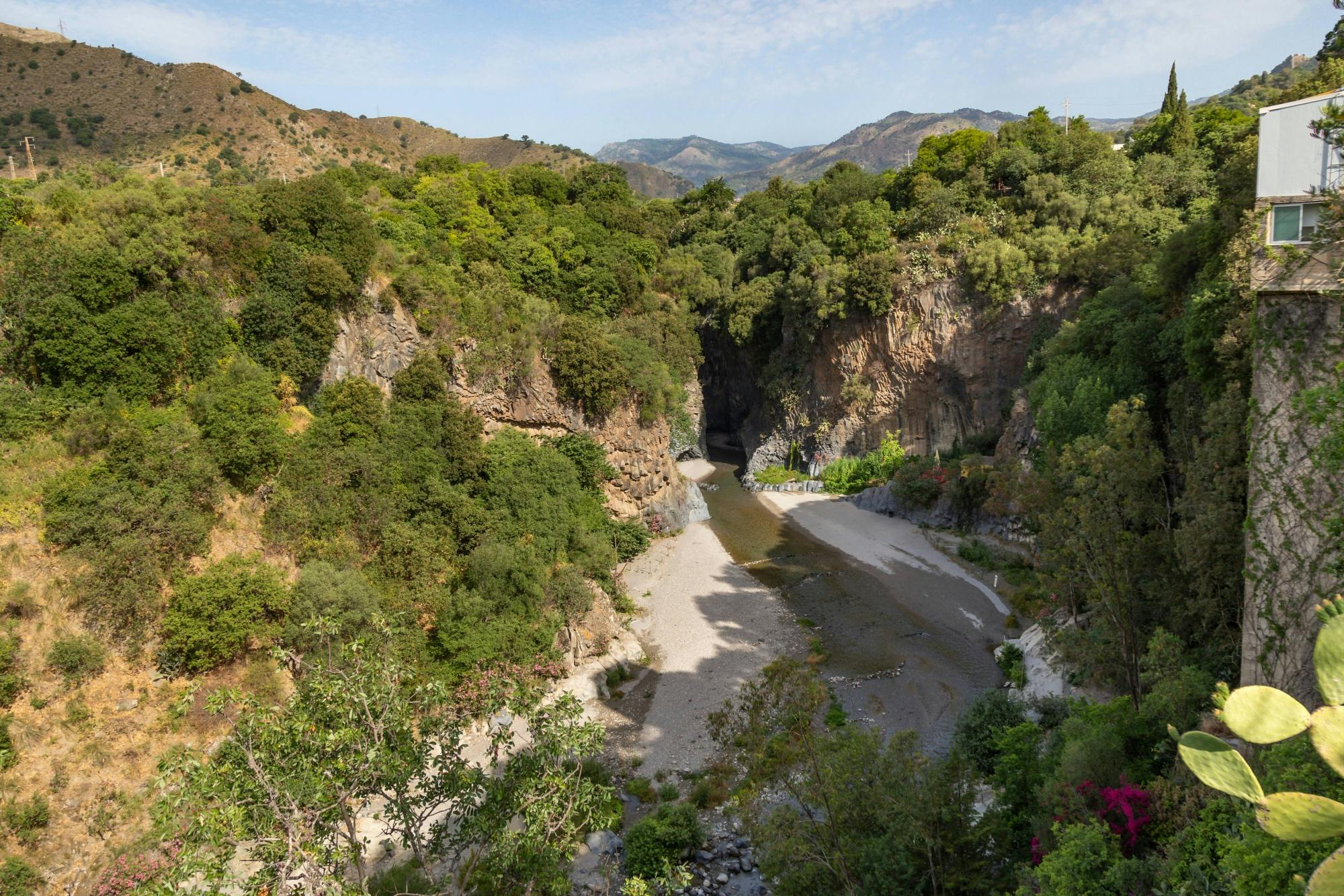 Alcantara Gorge & Mt Etna to 2900m