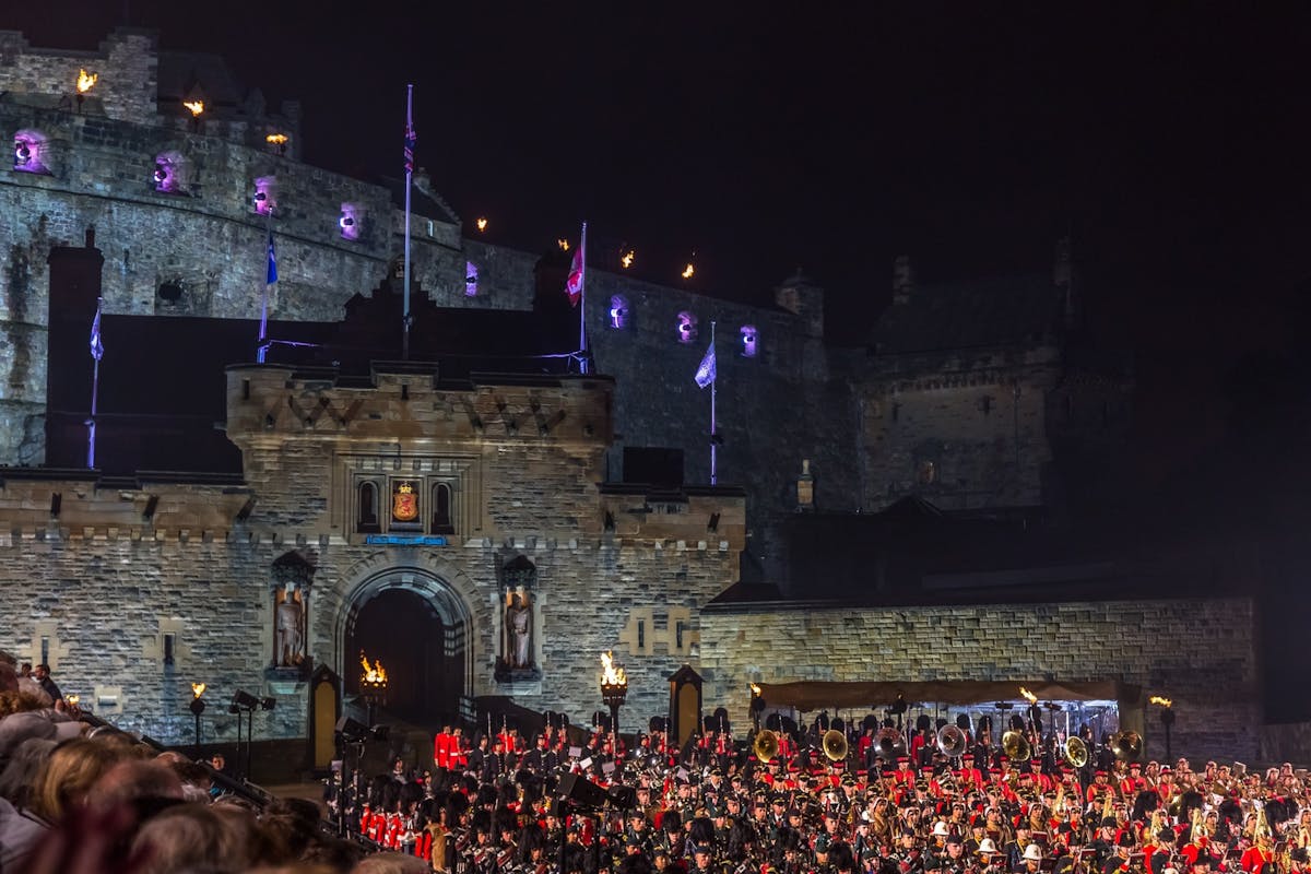 Highland-dagtour met toegang tot Edinburgh Tattoo