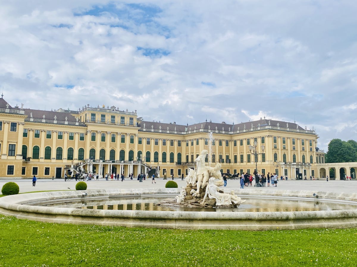 Schloss Schönbrunn tour