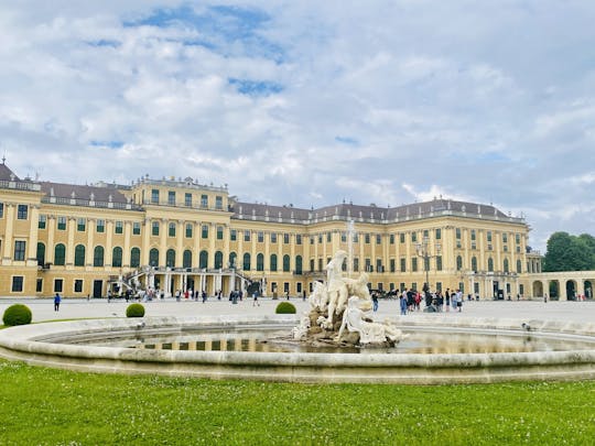Schönbrunn Sarayı Turu