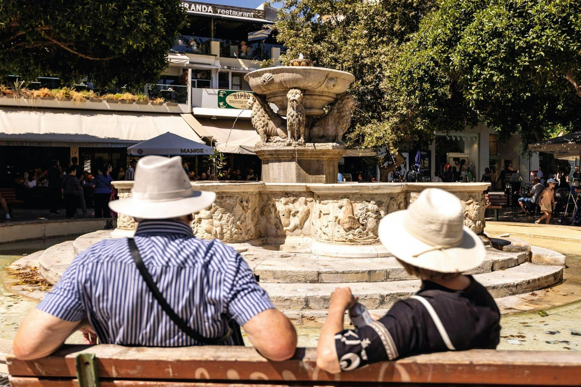 Knossos Tour from Eastern Crete