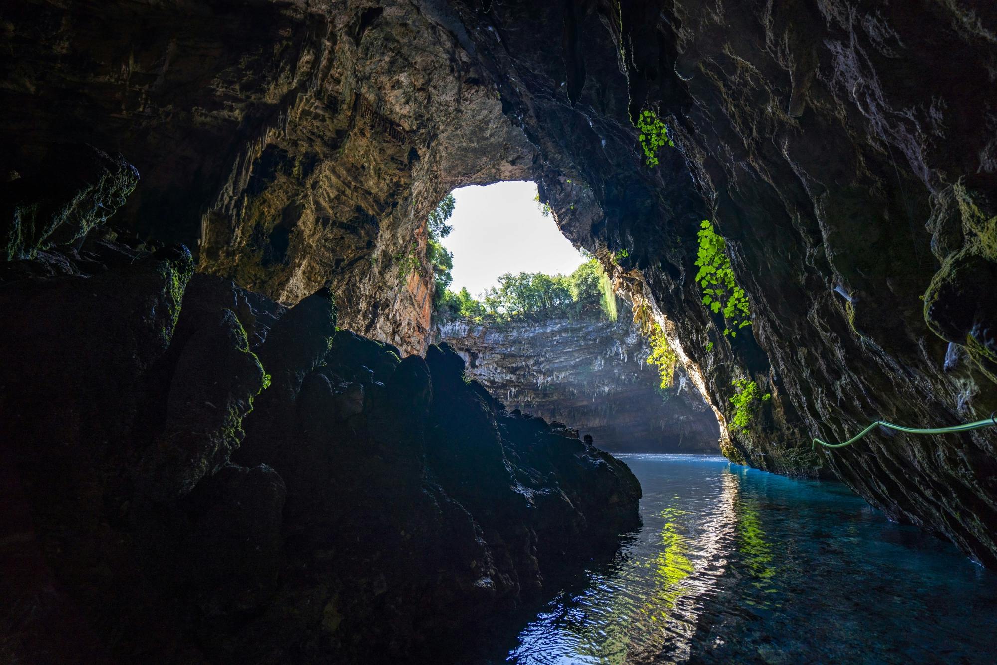 Premier Kefalonia Tour with Lake Melissani, Boat Trip and Taverna Lunch