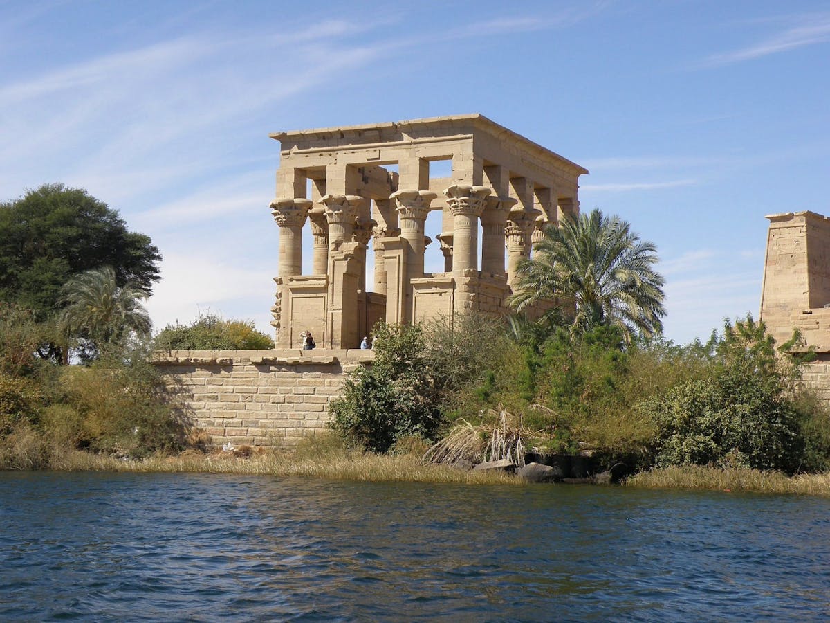 7-daagse rondreis langs de hoogtepunten van Luxor en Aswan aan boord van de Jaz Crown Jubilee