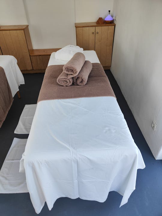Tratamientos exclusivos de spa privado con aromaterapia en Santorini