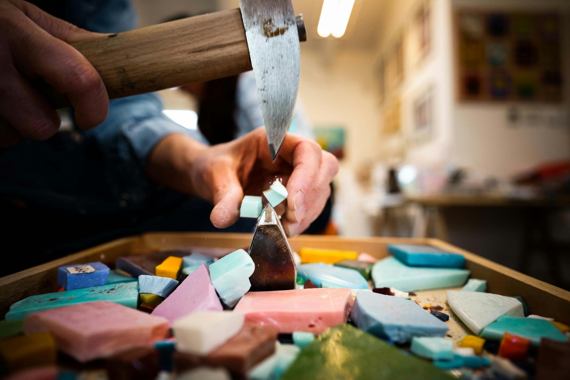 Laboratorio di mosaico a Ravenna per realizzare il tuo mosaico romano