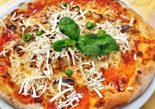 Pizza Cookery Class in Giardini Naxos