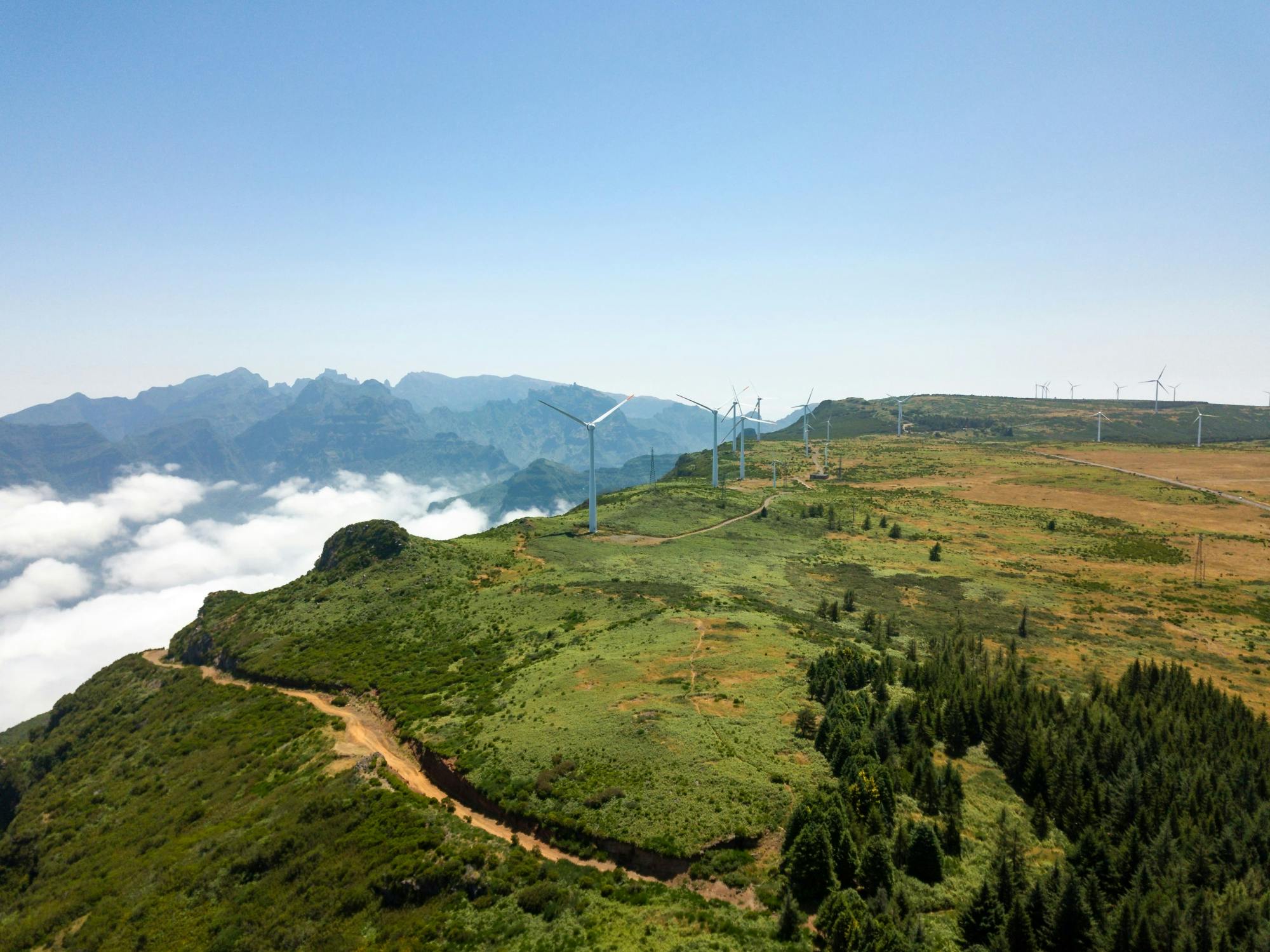 Deluxe Western Madeira Tour with Cabo Girão and Lunch