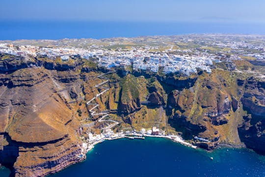 Santorin-Wanderung auf den Caldera-Klippen und Bierverkostung