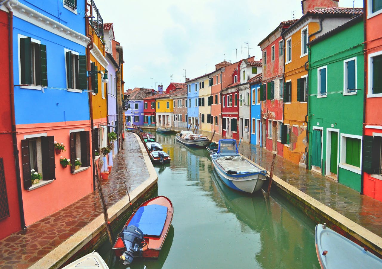 Excursión de medio día a Murano, Burano y espectáculo de soplado de vidrio desde Venecia