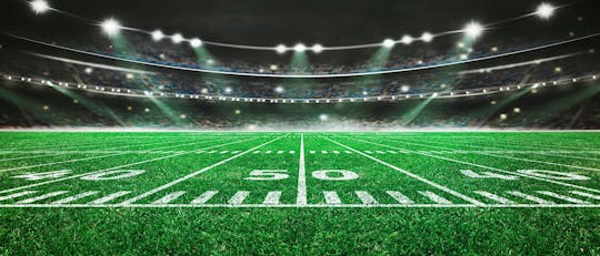 Jogo de futebol americano do Los Angeles Chargers no SoFi Stadium